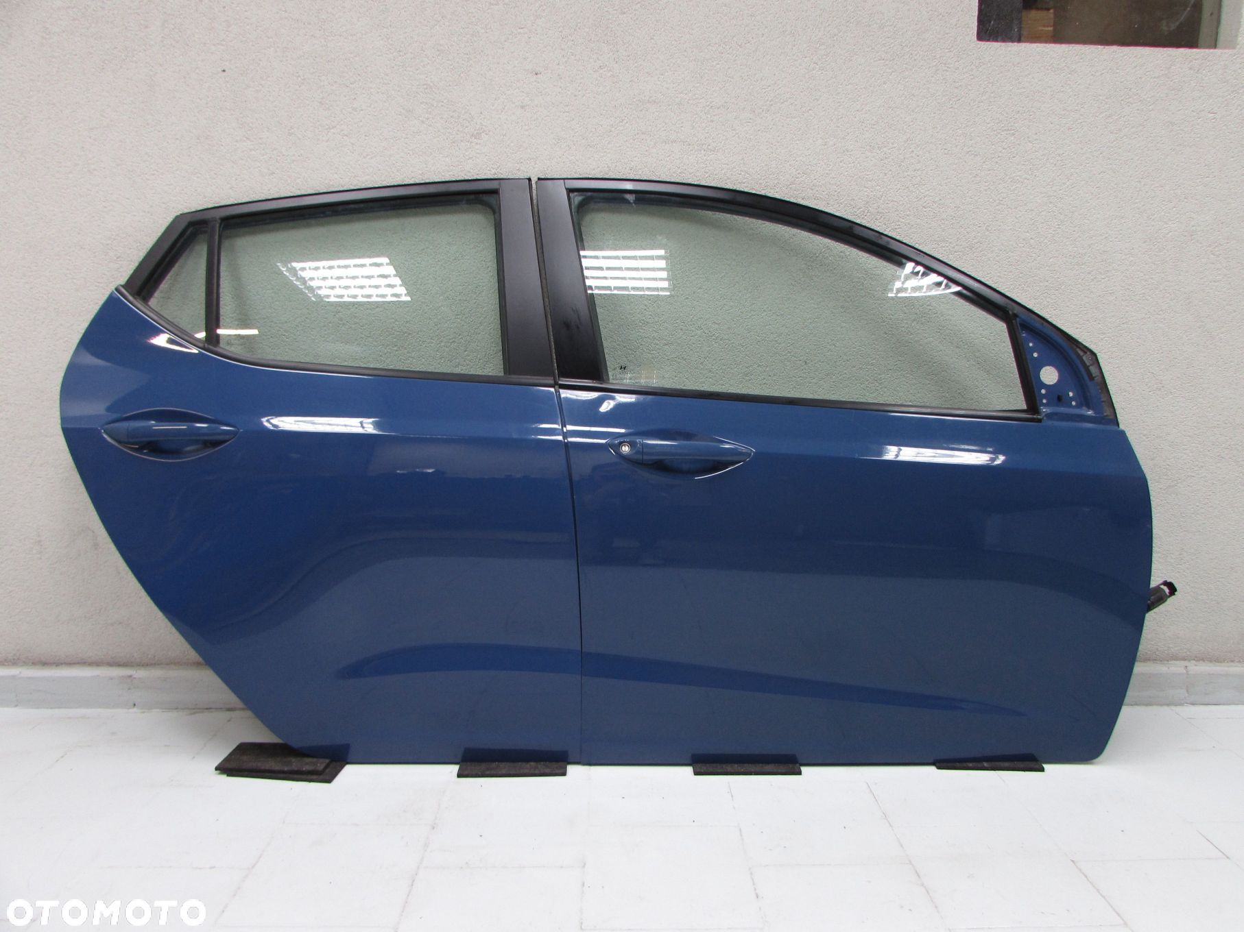 HYUNDAI I10 II 14-18 DRZWI PRZOD PRAWE PRZEDNIE KPL X3U DO ZALOZENIA - 1