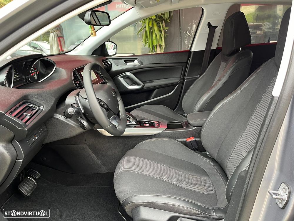 Peugeot 308 BlueHDi FAP 130 EAT6 Stop & Start Active - 11