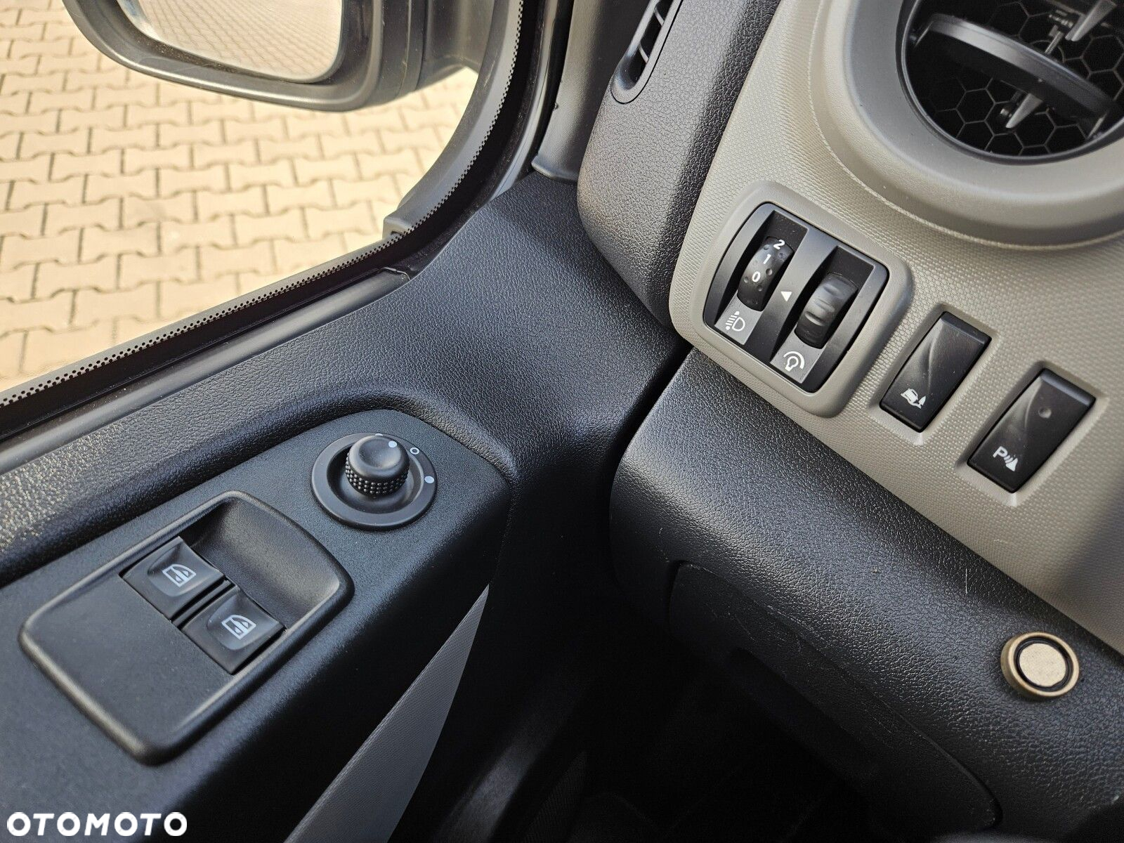 Renault Trafic L2H1 *54999zł NETTO* 1.6dCi/120KM - 18
