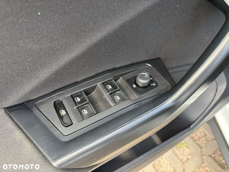 Volkswagen T-Roc 1.5 TSI GPF ACT Advance - 29