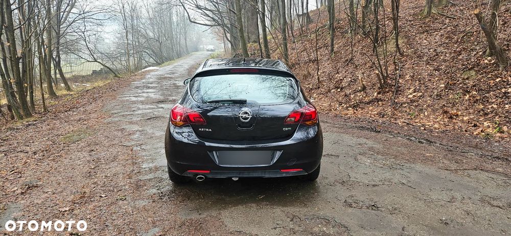 Opel Astra 2.0 CDTI Cosmo - 6
