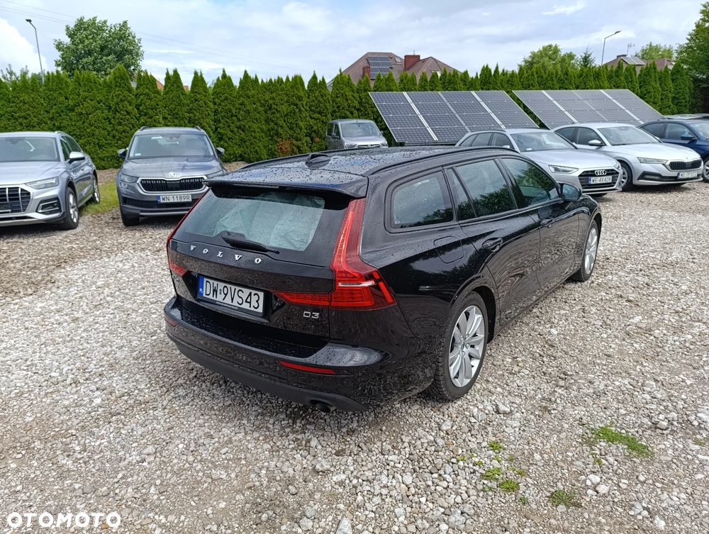 Volvo V60 D3 Momentum Pro - 9