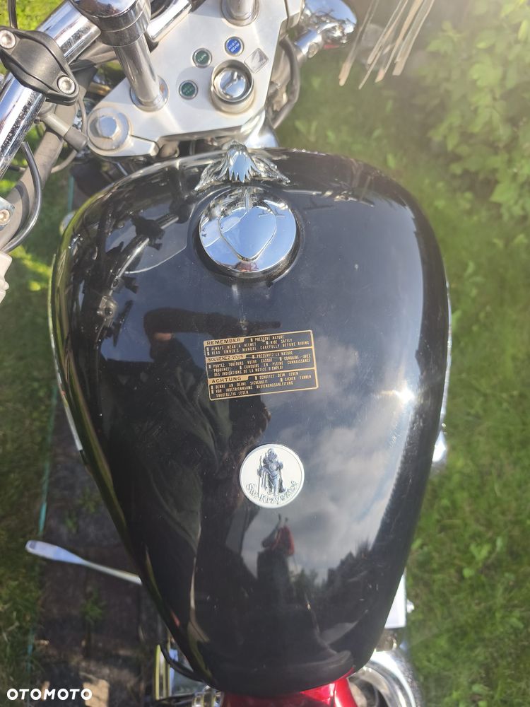 Honda Shadow - 4