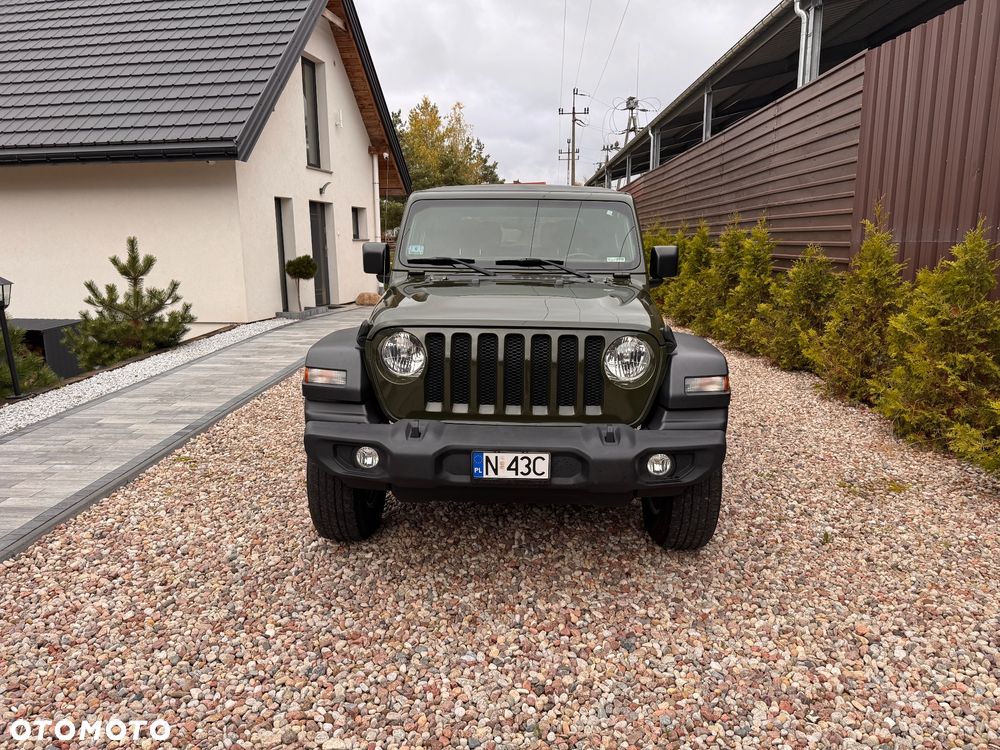 Jeep Wrangler 2022 photo 2