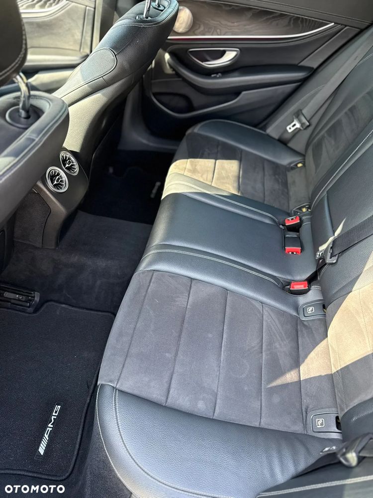 Mercedes-Benz Klasa E 220 d 9G-TRONIC - 25