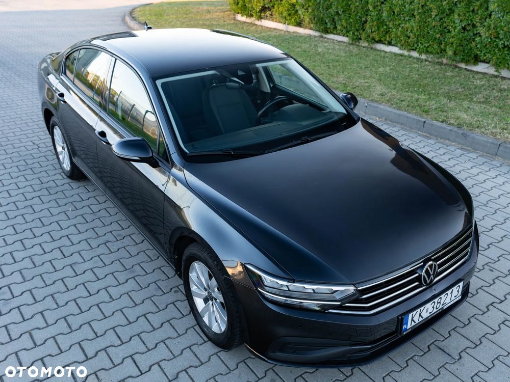 Volkswagen Passat 1.5 TSI EVO Business - 9