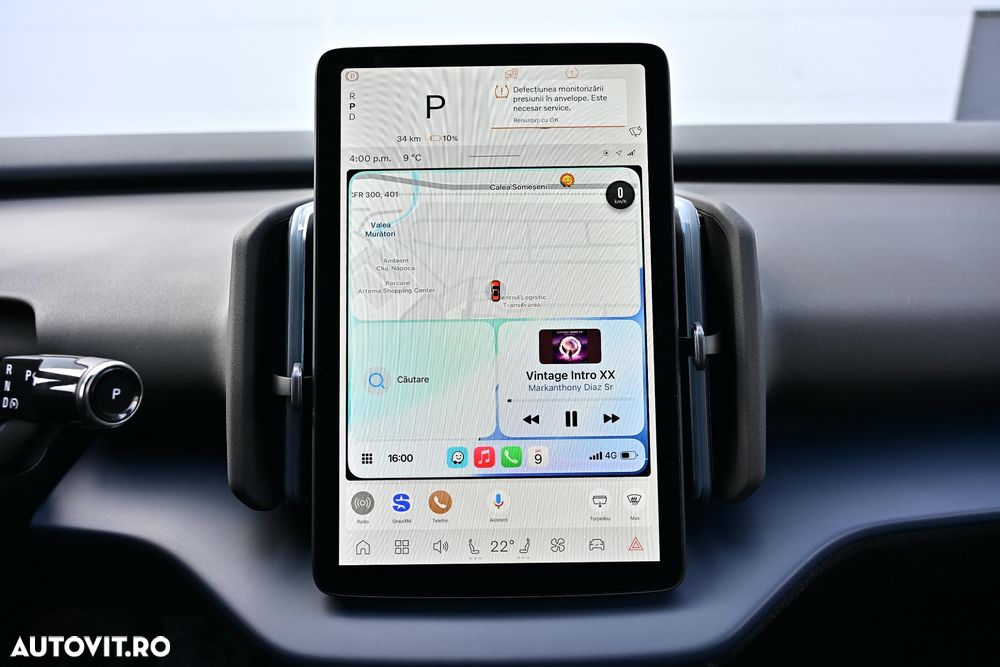 Volvo EX30 Single Motor Extended Range RWD Core - 17