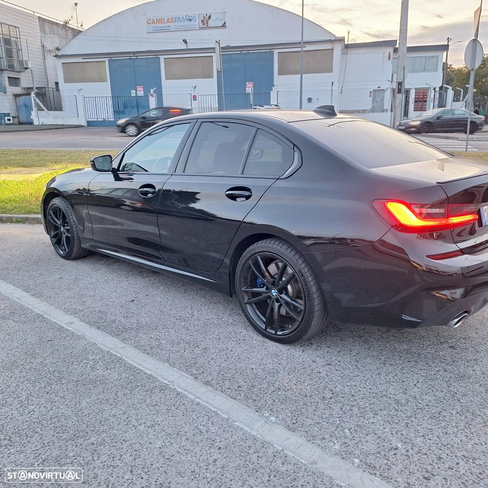 BMW 330 - 1