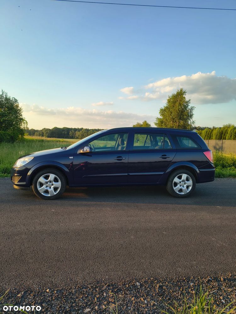 Opel Astra 1.4 NJoy - 4