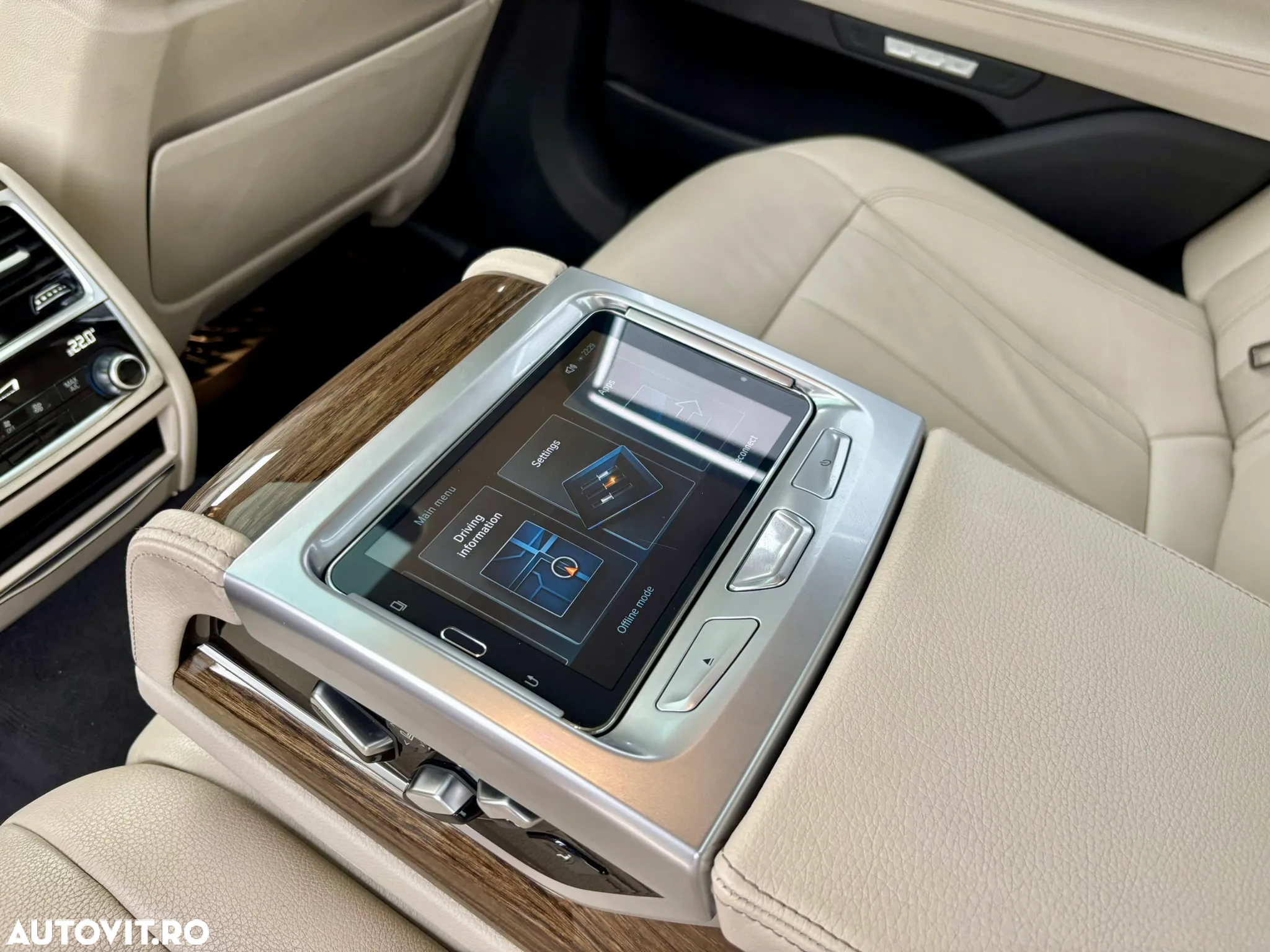 BMW Seria 7 730d xDrive - 35
