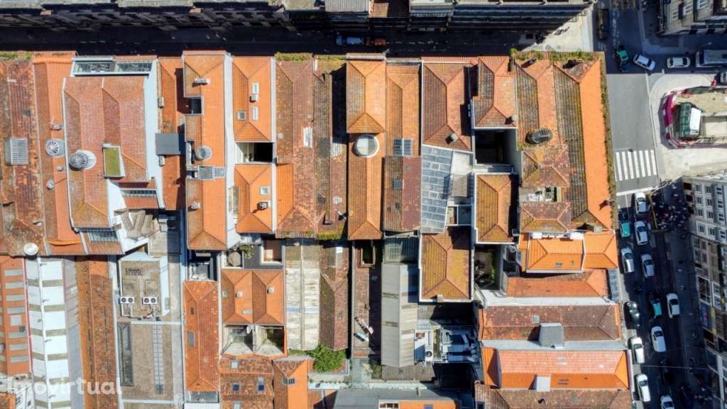 Prédio histórico à venda na Baixa do Porto - Grande imagem: 4/37