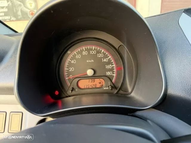 Suzuki Alto 1.0 GA - 26