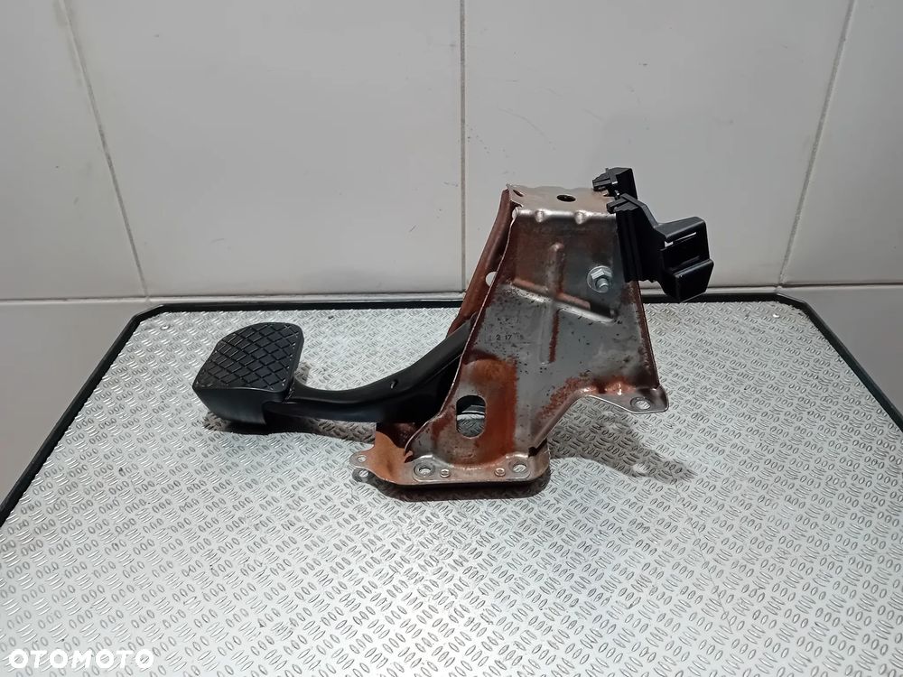 pedał hamulca automat Audi Q3 2.0 TDI 2015 1K1723143F - 2