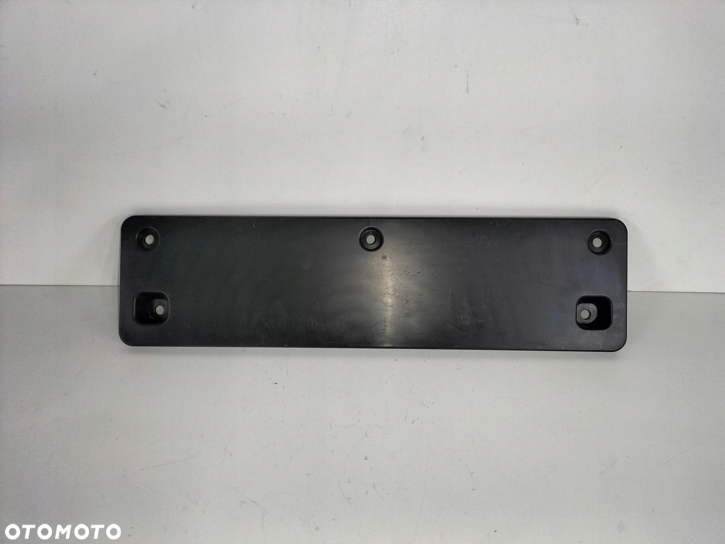 Podkładka pod tablicę rejestracyjną przód VW GOLF VIII 8 LIFT 23- - 1