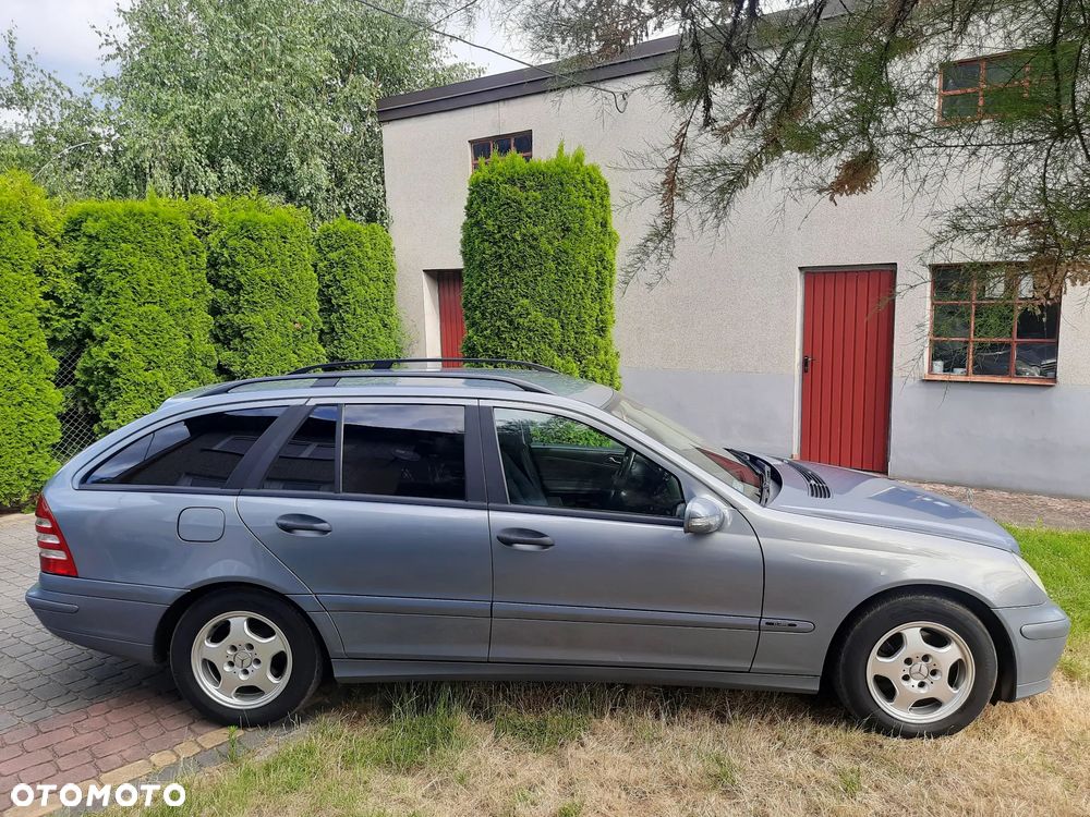 Mercedes-Benz Klasa C 200 CDI Classic - 12