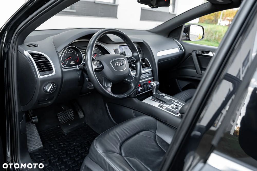 Audi Q7 3.0 TFSI Quattro Tiptronic - 35