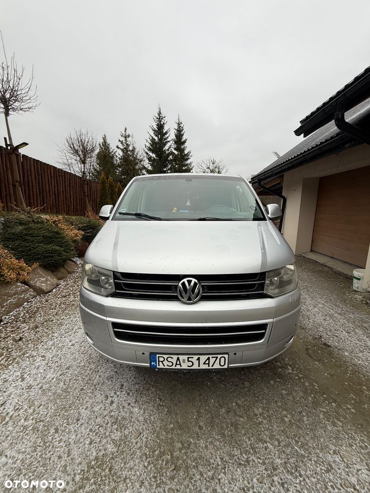 Volkswagen Caravelle - 4