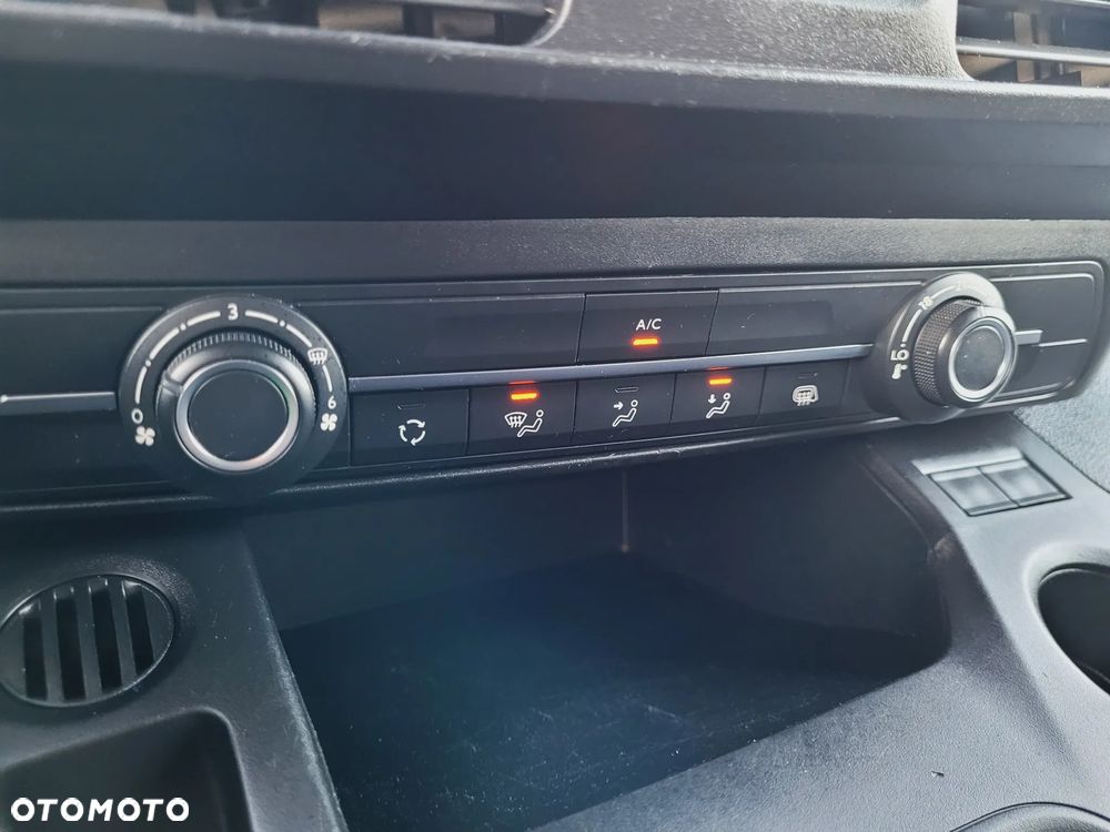Peugeot Partner LONG REGAŁ KLIMA NAWIGACJA TEMPOMAT FV23% - 32