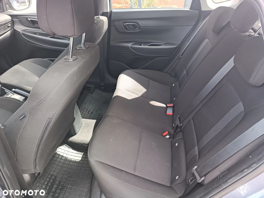 Hyundai i20 - 17