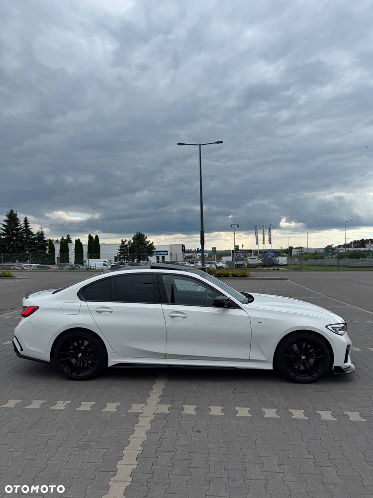 BMW Seria 3 330i M Sport sport - 4