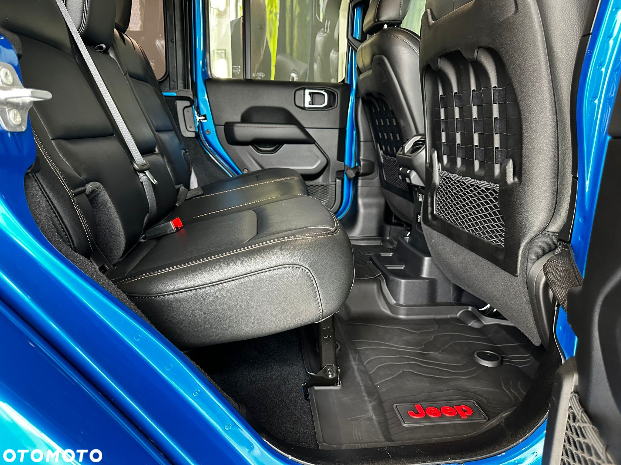 Jeep Wrangler - 16