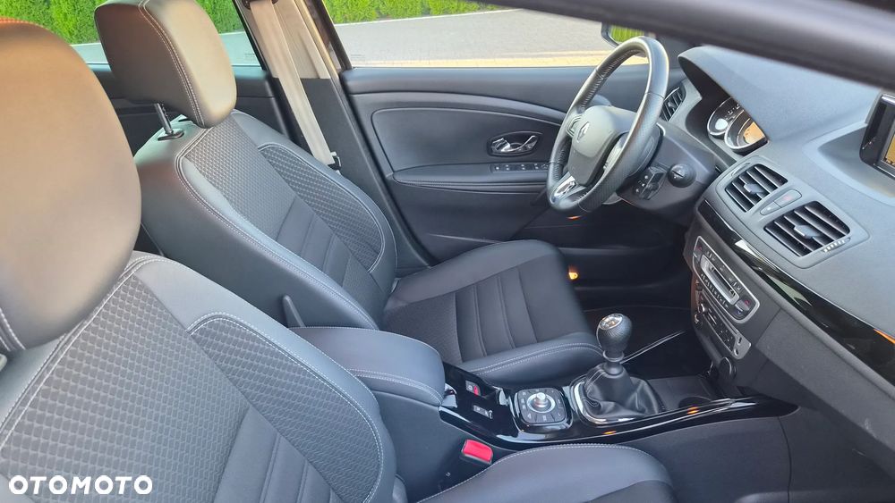 Renault Megane ENERGY TCe 130 BOSE EDITION - 15