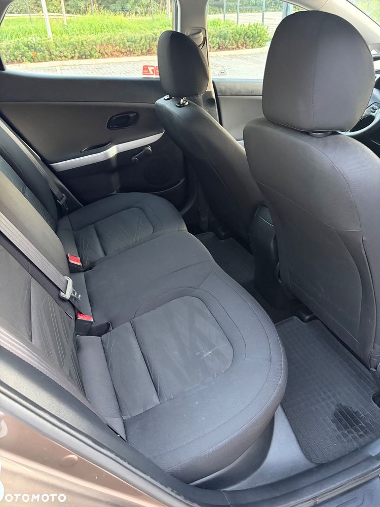 Kia Ceed 1.4 CRDi M - 12