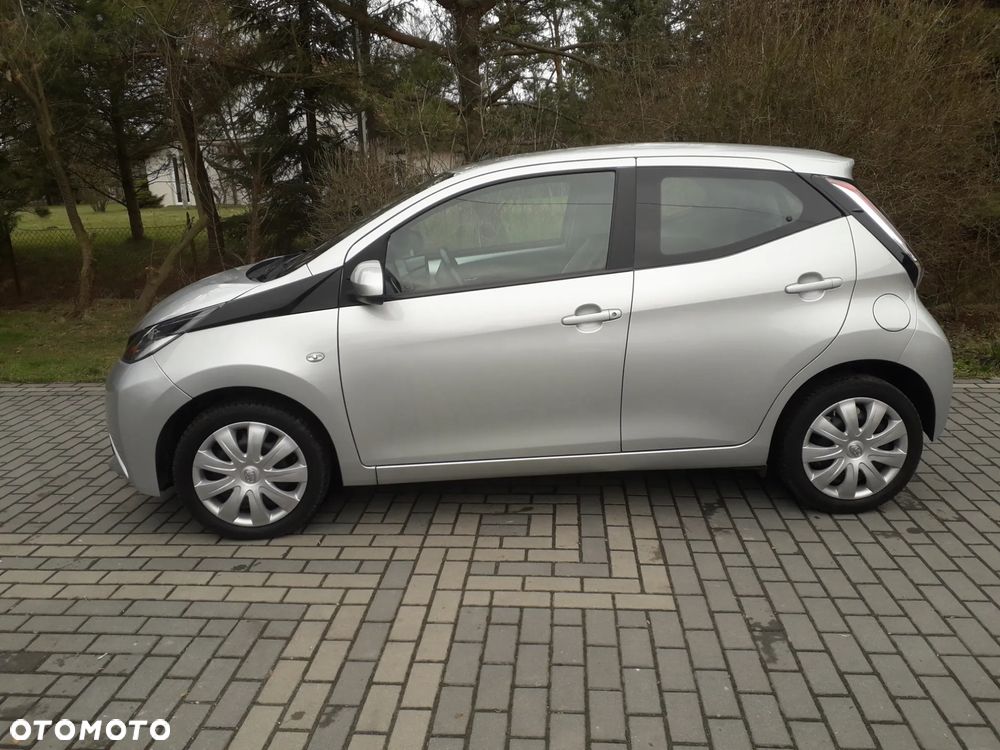 Toyota Aygo x-cite Style Selection - 2