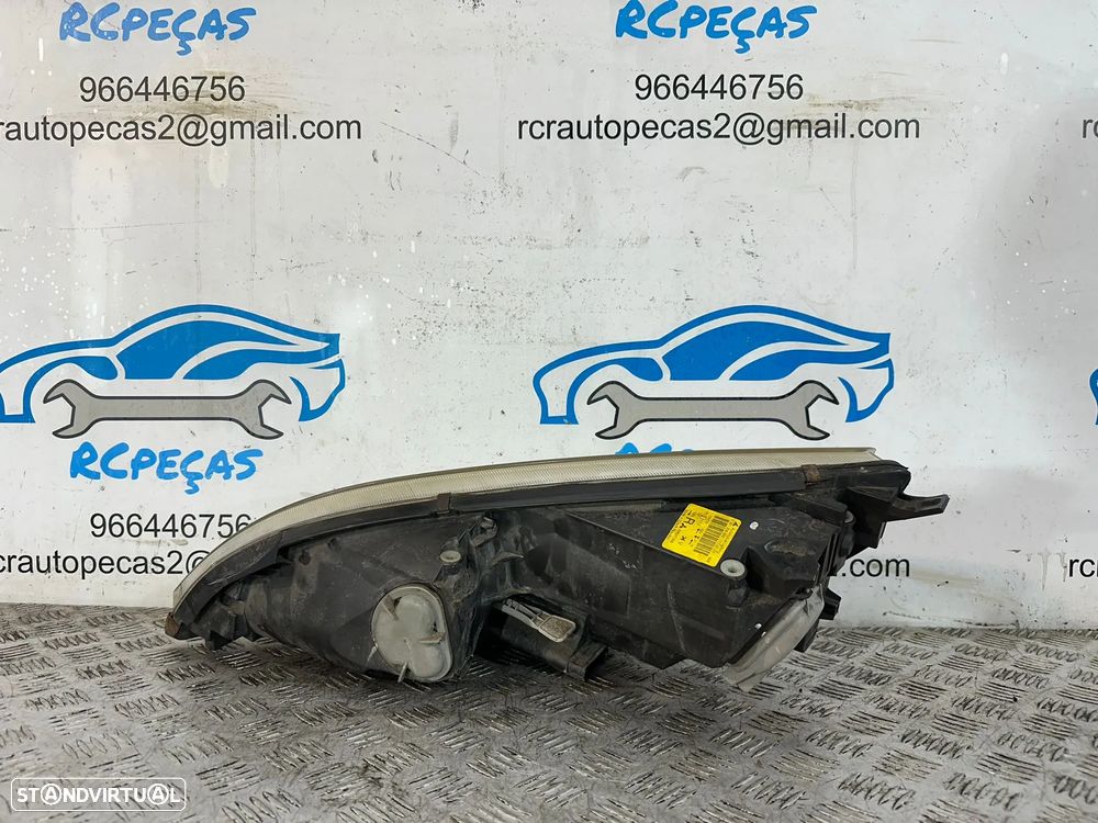 .Conjunto Farol Otica Frente Frontal Direita Esquerda Original Mistubishi Colt 8301A285 mr957356 2003 - 2013 - 10