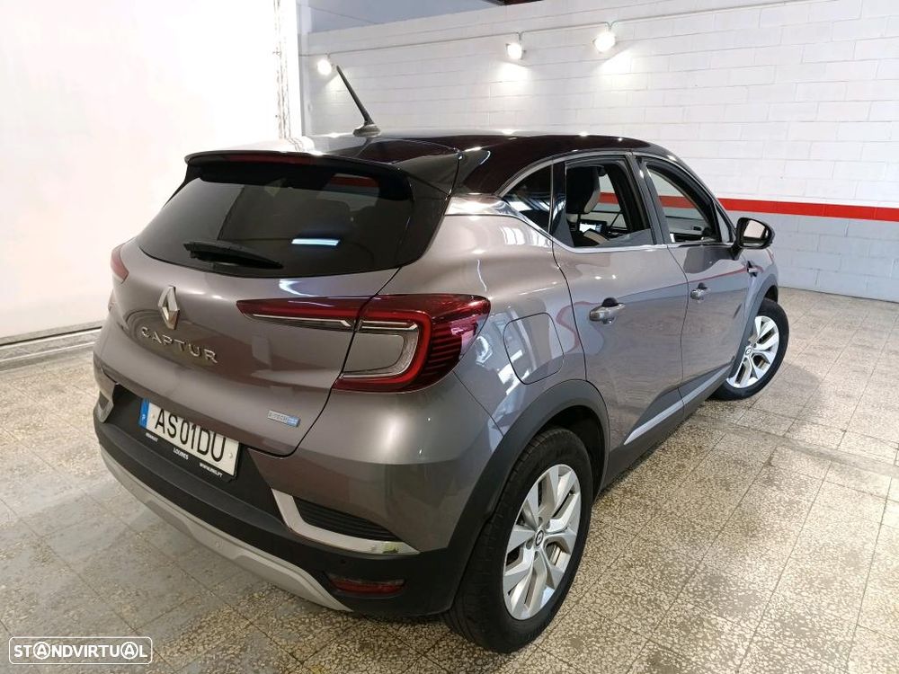 Renault Captur 1.6 E-Tech Plug-In Intens - 4