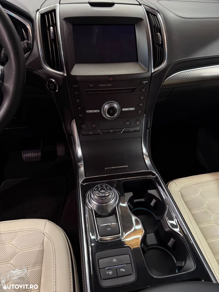 Ford Edge 2.0 Panther A8 AWD Vignale - 22
