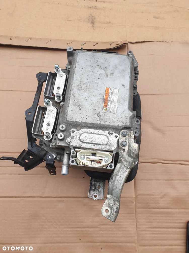 Konwenter Inwerter Falownik Toyota Rav-4 IV G9200-42010 - 2