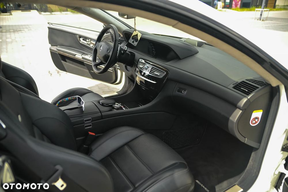 Mercedes-Benz CL 63 AMG 7G-TRONIC - 34