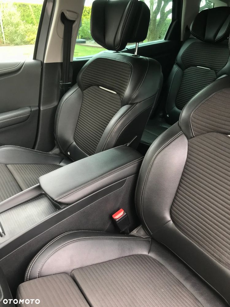 Renault Scenic 1.5 dCi Bose - 4
