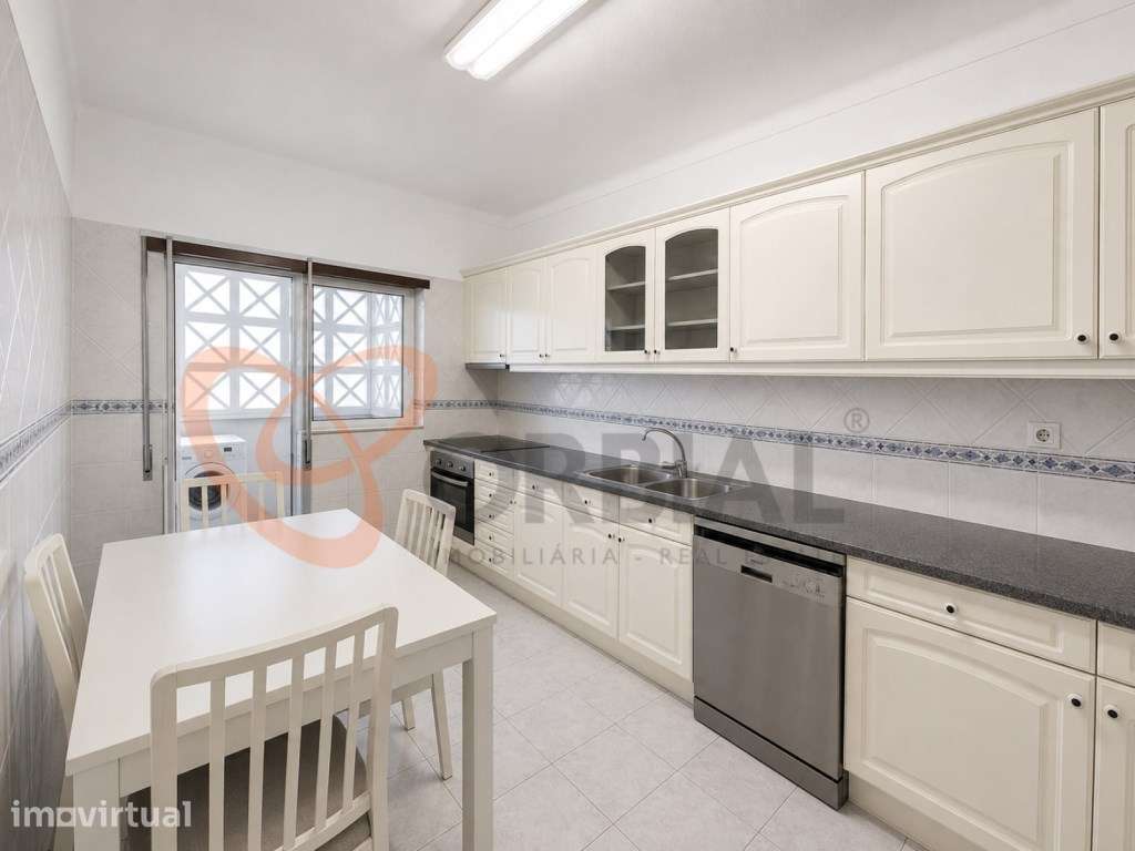 Excelente Apartamento T2 para Venda em Albufeira - Grande imagem: 4/14