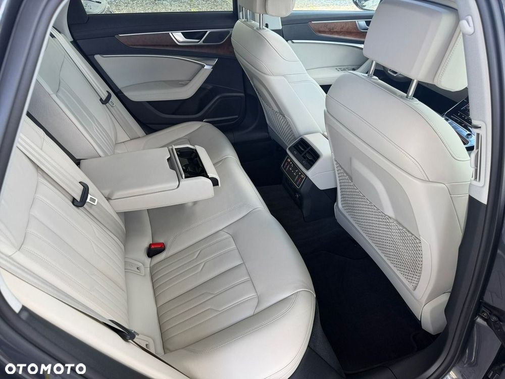 Audi A6 Avant - 29