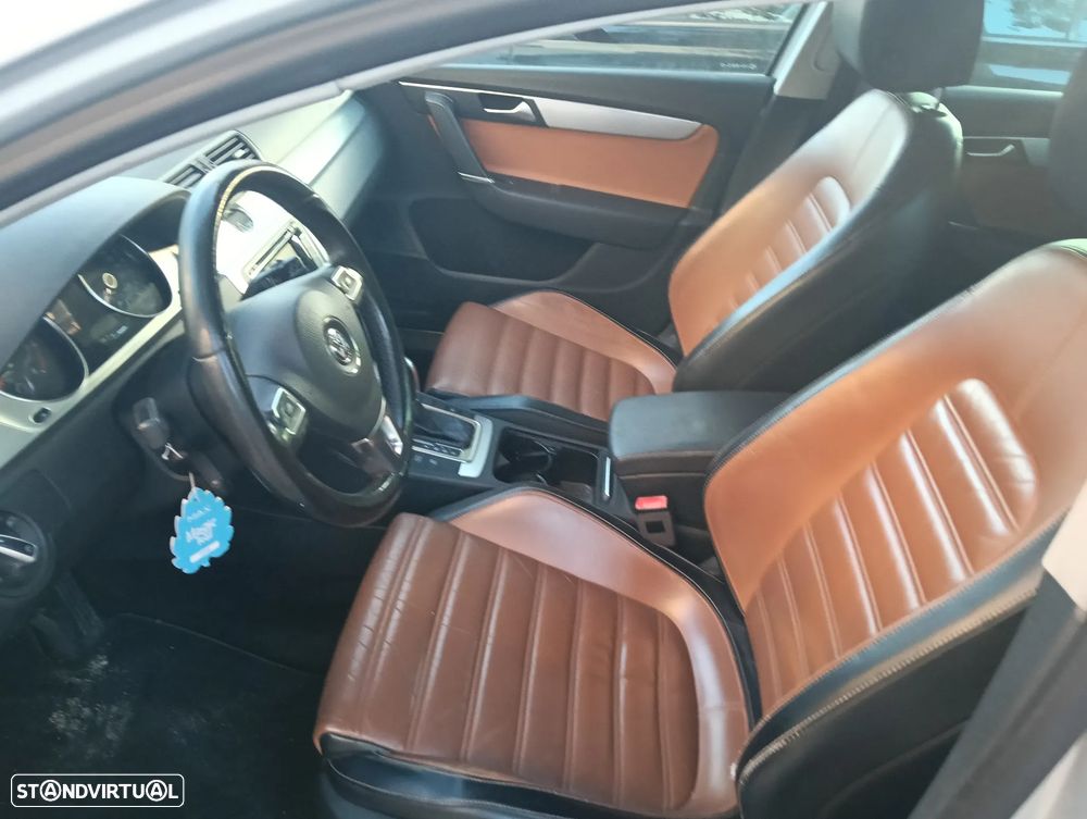 VW Passat Variant 2.0 TSI DSG Highline - 9
