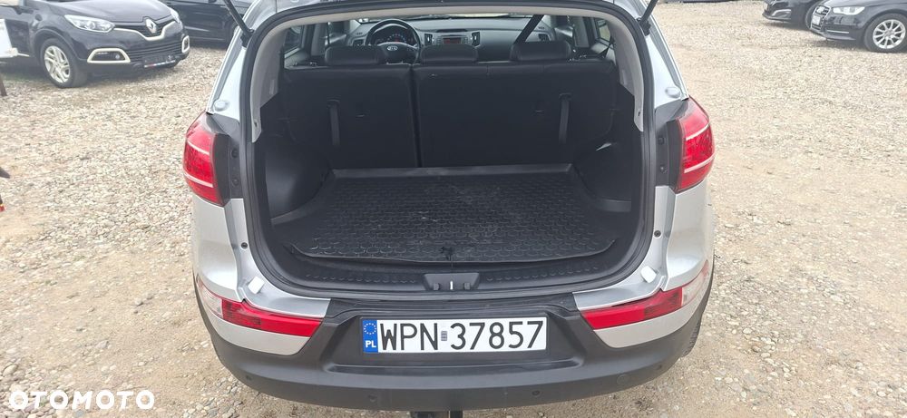 Kia Sportage 2.0 CVVT 2WD Attract - 31