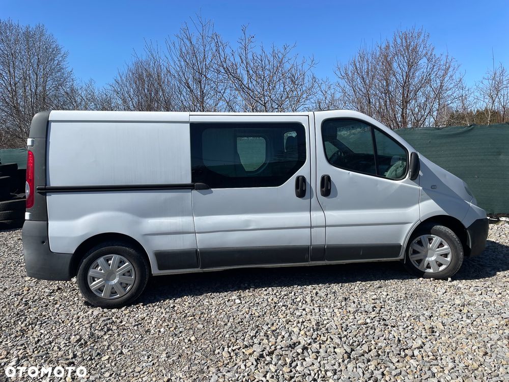 Renault Trafic - 22