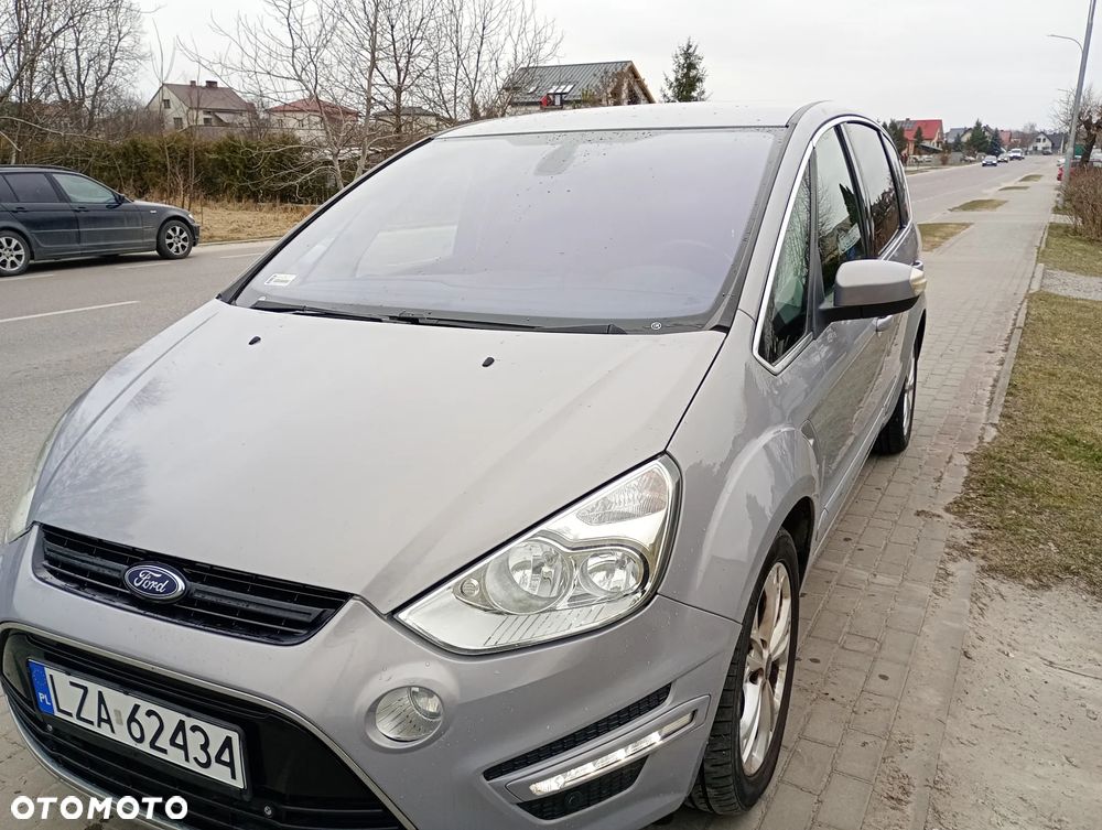 Ford C-MAX 2.0 TDCi Edition - 18