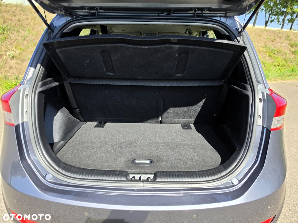 Hyundai ix20 1.6 Comfort - 25