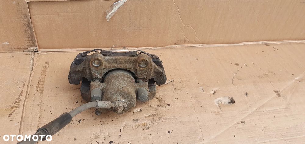 Zacisk hamulcowy prawy przód przedni prawy Skoda Rapid - 6