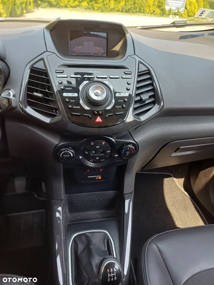 Ford EcoSport - 18