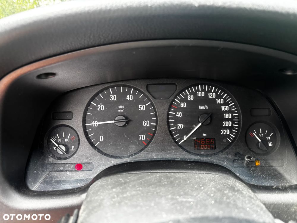Opel Astra 1.4 Start - 11