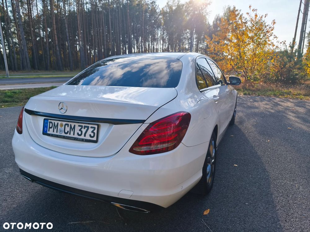Mercedes-Benz Klasa C 300 9G-TRONIC Avantgarde - 8