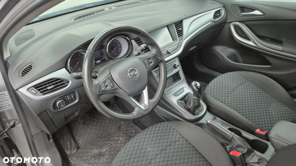 Opel Astra 1.4 T Enjoy - 8