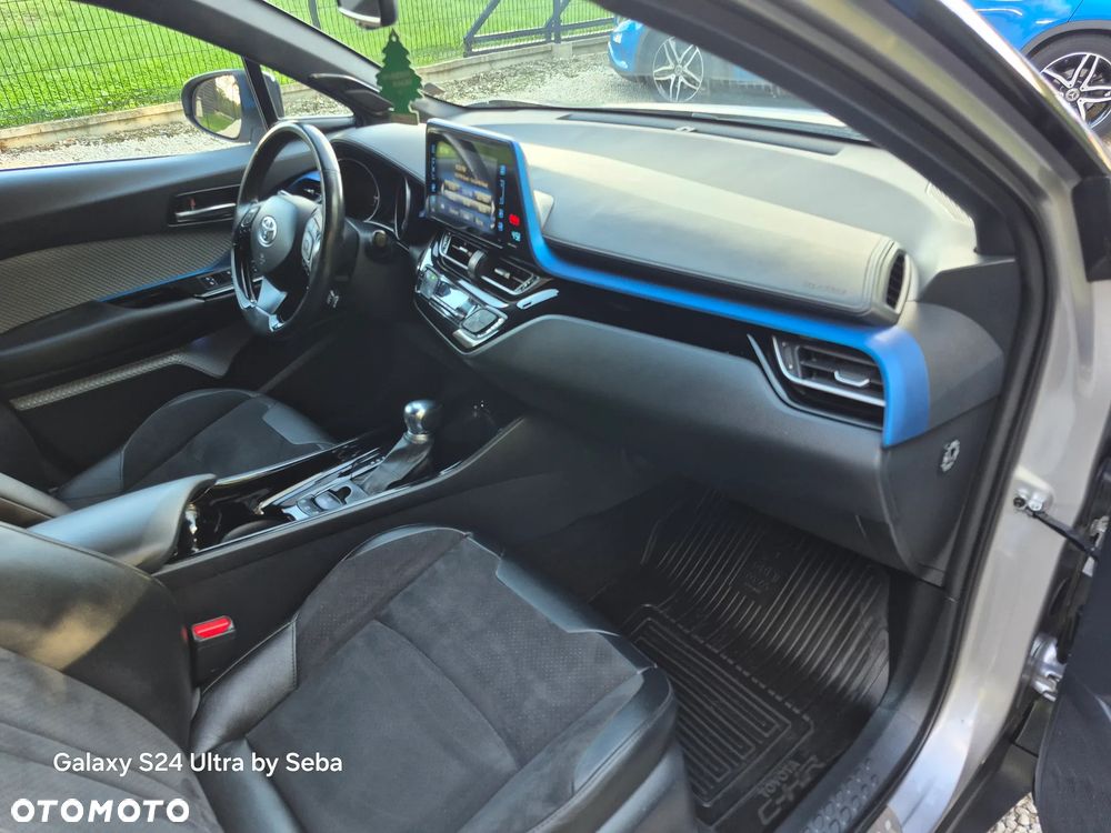 Toyota C-HR Style Selection - 32