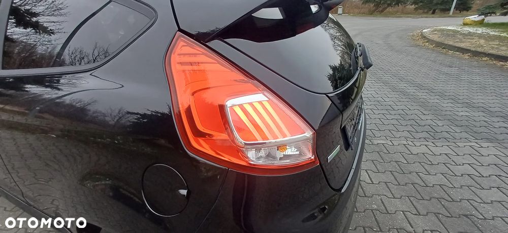 Ford Fiesta 1.0 EcoBoost S&S ST-LINE - 34