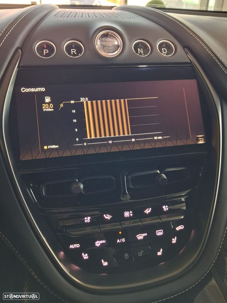 Aston Martin DBX 707 - 29
