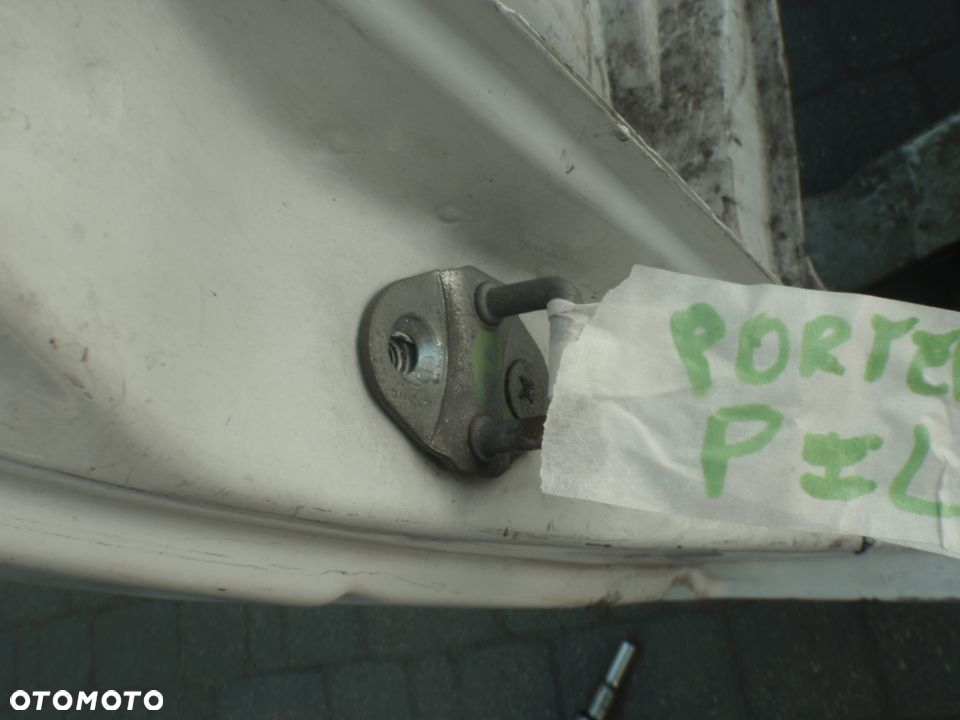 rygiel ogranicznik zamek drzwi piaggio porter - 2